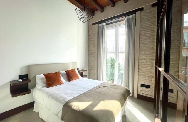 Eva Recommends Triana 4