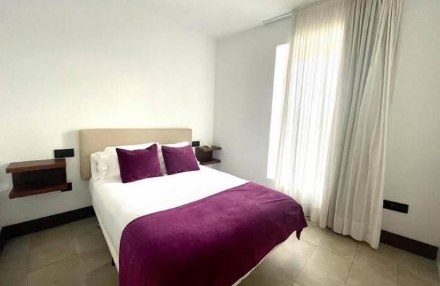 Eva Recommends Triana 5