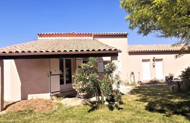 Évasion Provençale: bright house with swimming pool and large garden!