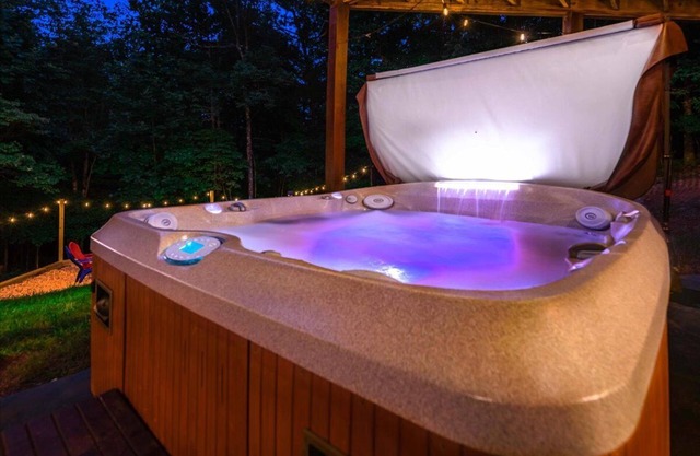 *Evergreen Family Retreat* HotTub~Games~Arcades