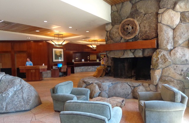 Everline Spa & Resort: Valley View Room w/2 Queen Beds