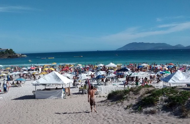 Excellent 3-bedroom apartment in Praia do Forte. Ideal for families.
