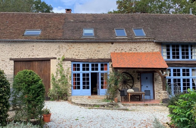 Exceptional 6 Bedroom 18th Century Home with private heated pool and hot tub.