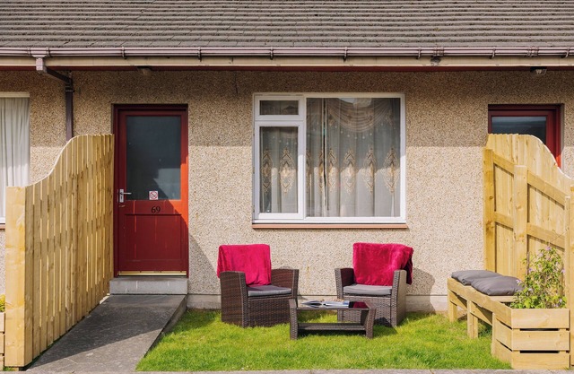 Exciting Family Getaway | 3 Spacious Rooms w/Outdoor Space