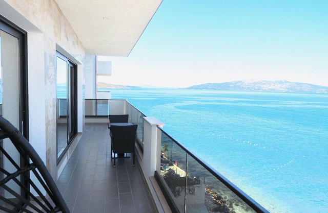 Exclusive 3 bedroom luxury apartment 20 meters from the beach & pool. 4th floor.
