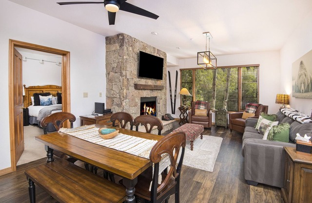 Exclusive Arrowhead Village Condo, Steps from the Lift, garage, ski locker!