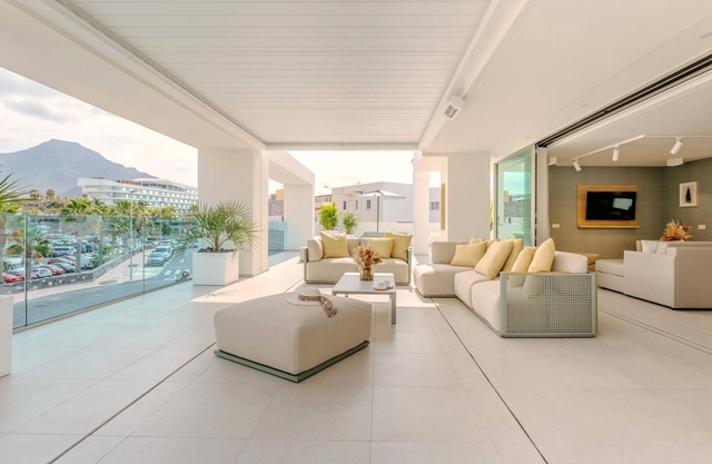 Exclusive penthouse huge terrace in La Caleta