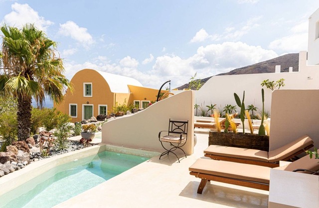 Exclusive Santorini Villa | 3 Bedroom Villa | Private Jetted Pool Sea &.
