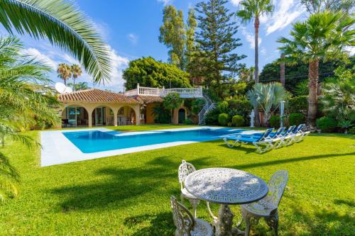 Exclusive Villa Elmessidor