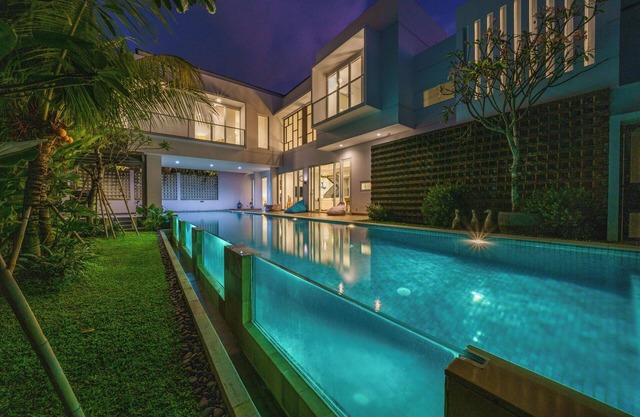Exclusive Villa with Breathtaking Views, Bali Villa 2200