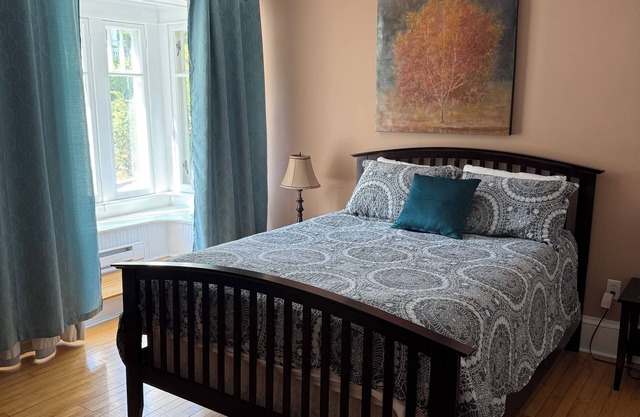 Executive 2 Bedroom Apartment Downtown St. John's Midstream Manor Unit 10