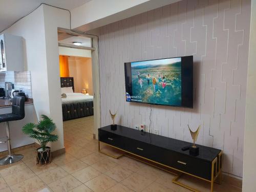Executive Dobajo Homes