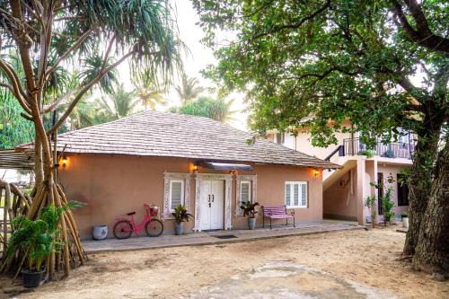 Exotica Bungalows