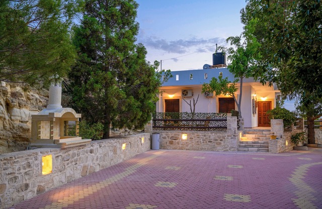 Experience the Cretan hospitality, at a calm place with a breathtaking view!