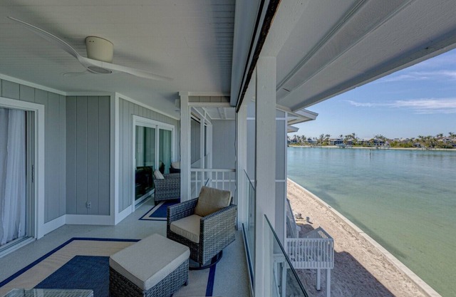 Experience coastal living at BG North 69, a charming 2-bedroom condo in Boca Grande