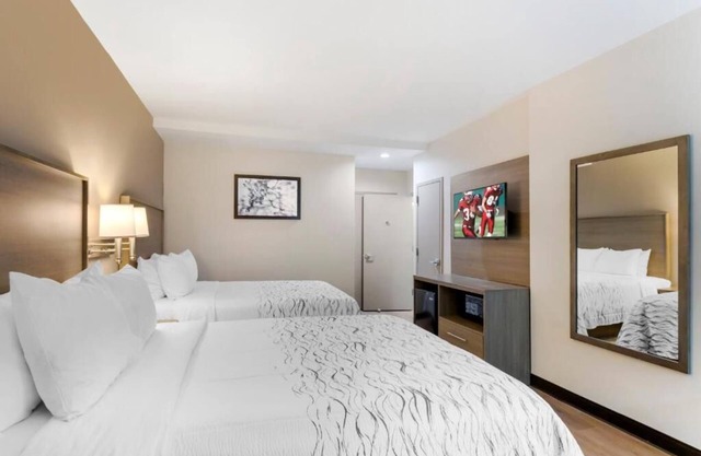 Explore Jamaica with This Affordable Room | Free Parking