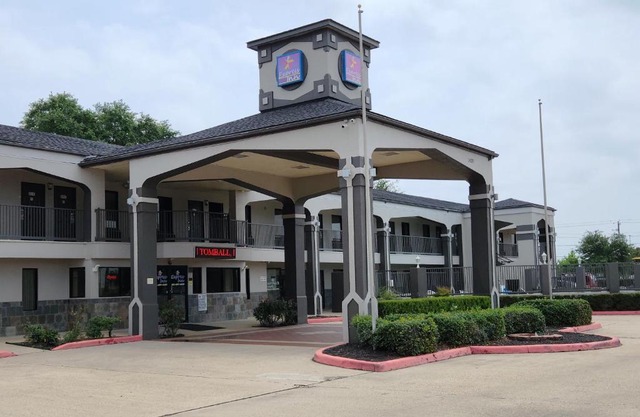 Express Inn Tomball