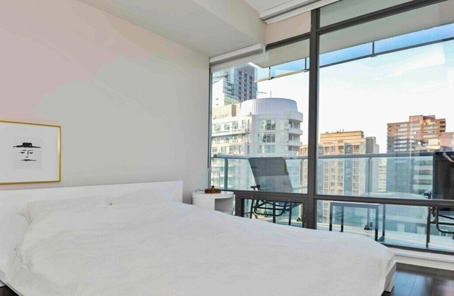 Exquisite Yorkville 1 Bedroom Condo
