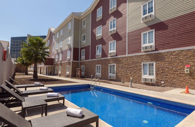 Extended Suites Mexicali Cataviña