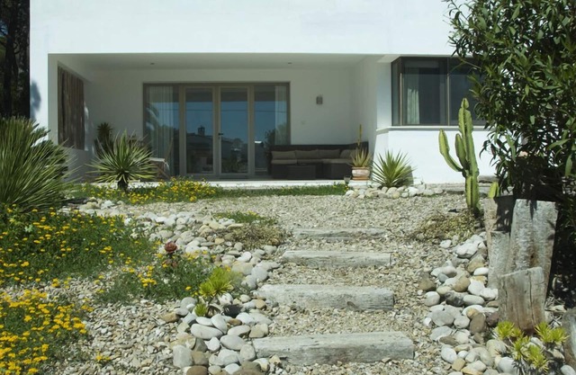 Fab modern garden apartment in idyllic hamlet in natural park. Lovely terraces.