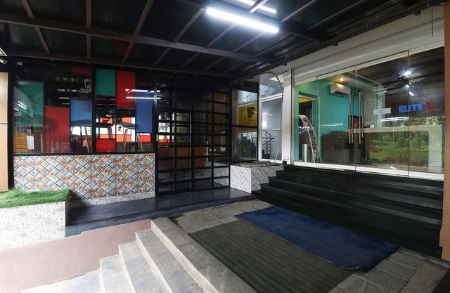 Fabhotel Elite Inn