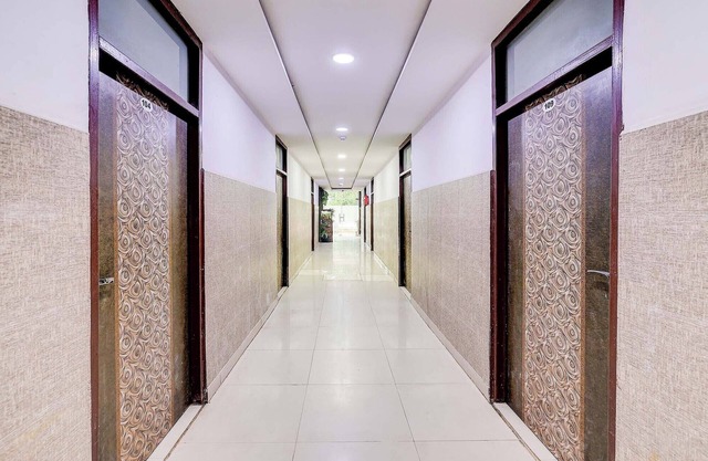 Fabhotel Golden Stone