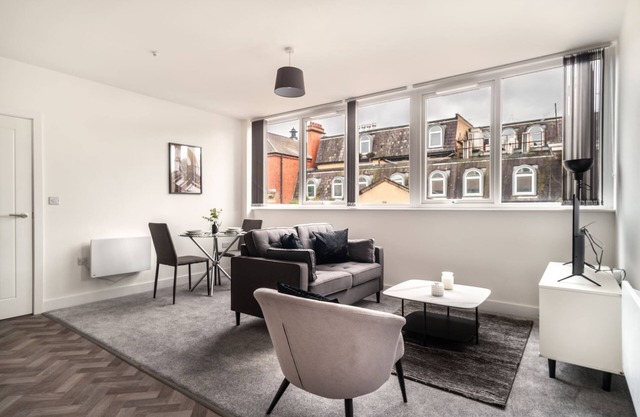 Fabulous 1 Bedroom Apartment in Central Wrexham