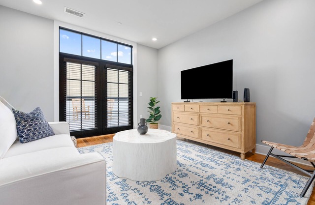 Fabulous 2 Bedroom Apartment in the Target Building - Downtown Auburn - 204