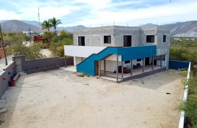 Fabulous 600 sq ft/1bed/1bath incl. A/C within a few minutes dntn Los Barriles