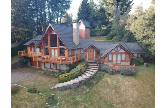 Fabulous mountain house for 8 people