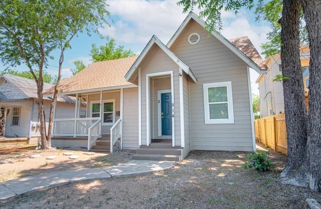 Fabulous Newly Renovated 2Br/1Ba Near Downtown