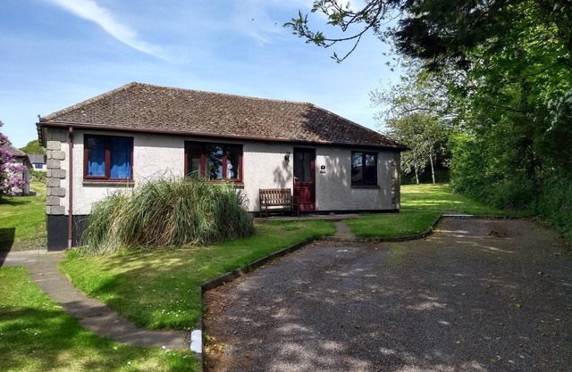 Fabulous self-catering holiday bungalow in the grounds of a 16C Manor House.