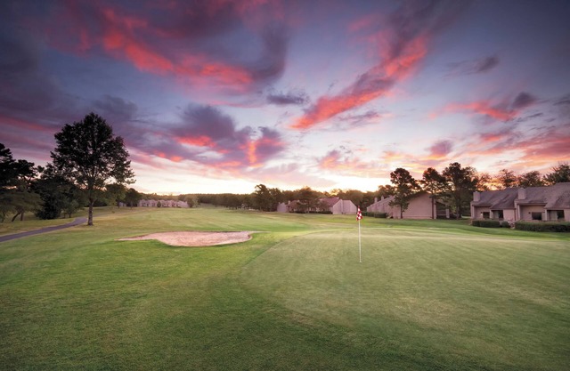 Fairfield Bay, AR: 1BR at Top-Rated Resort! Pool&Lake, Outdoor Activities & More