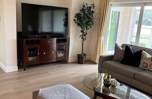 Fairways at Emerald Greens - Very Nice and Spacious 2BR Condo! Central Location