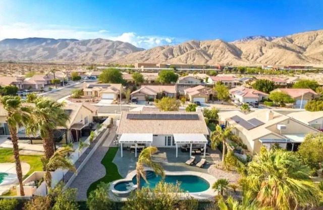 Fall Sale: Oct-Nov Resort Style Desert Home