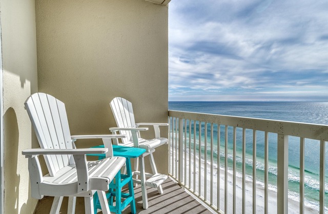 Fall Specials! Beautiful views!