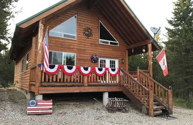 Family cabin in Island Park