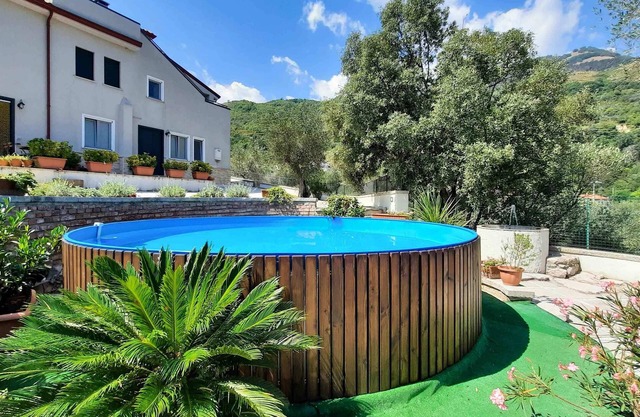 Family-friendly apartment in villa with outdoor pool perfect to explore Campania