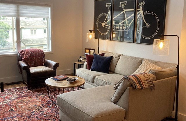 Family-Friendly, Friends' Adventure Ski House! 3 bedroom Townhouse in Edwards