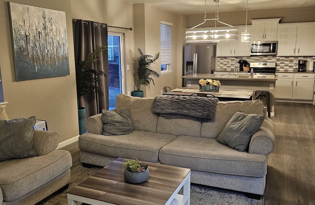 Family friendly home in wonderful neighborhood