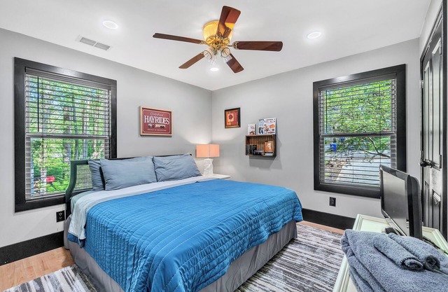 Family friendly & near downtown Greenville!