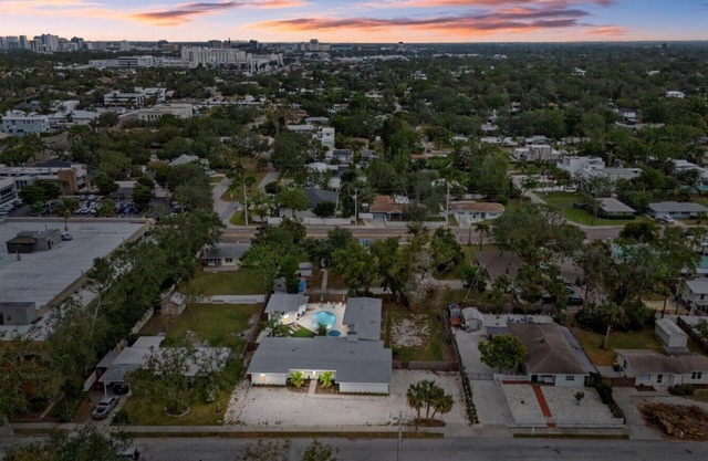 Family Fun House near Siesta Key