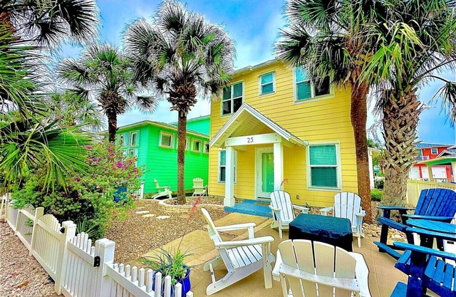 Family Fun in a Gated Community: Cornhole, Washers, and a Pool Just Steps Away