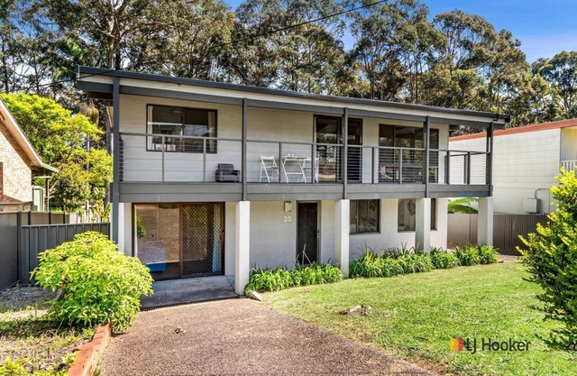 Family holiday house at Surf Beach