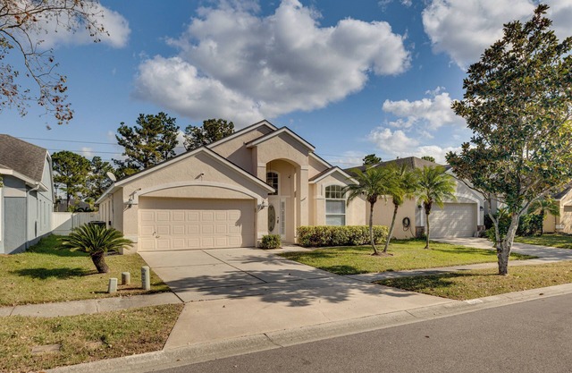 Family Home in Orlando Suburbs ~ 12 Mi to Dtwn!