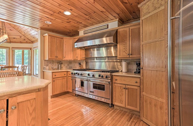 Family Home w/Pool, Yard, Game Room, Deck & More!