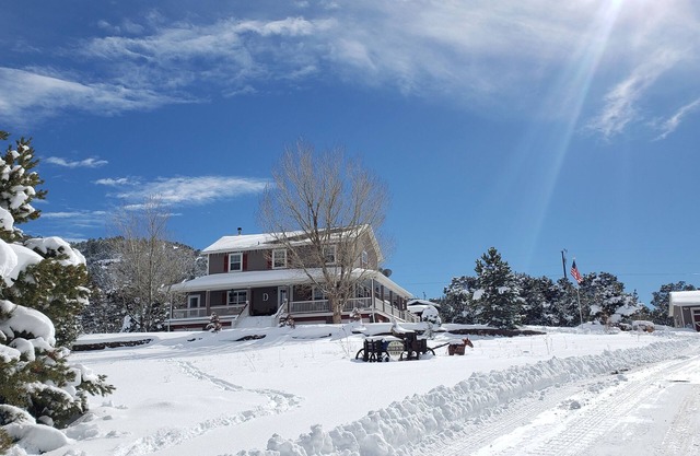 Family Memories Made Here.Amazing Views, Comfy Beds, Cozy Decor, Secluded!