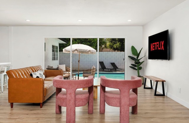 Family Oasis by Disneyland w/Pool + Fire Pit, Games