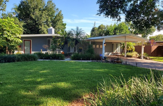 Family & Pet Friendly (*additional pet fee applies), Charming Orlando Home!