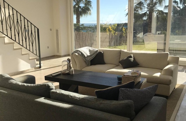 Familyfriendly Townhouse with walking distance to beach, bars and supermarket